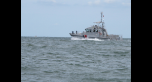 Au large de Dunkerque Bonjour Gendarmerie maritime et Affaires maritimes On procède à un p’tit contrôle