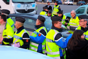 REVEILLON. Gard Plus de 300 gendarmes et agents de police sur les routes