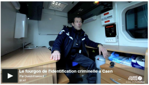 Le fourgon de l'identification criminelle à Caen