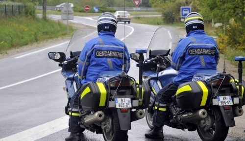 Un an après les accidents mortels, les motos MT09 de retour chez les forces  de l'ordre - Le Parisien